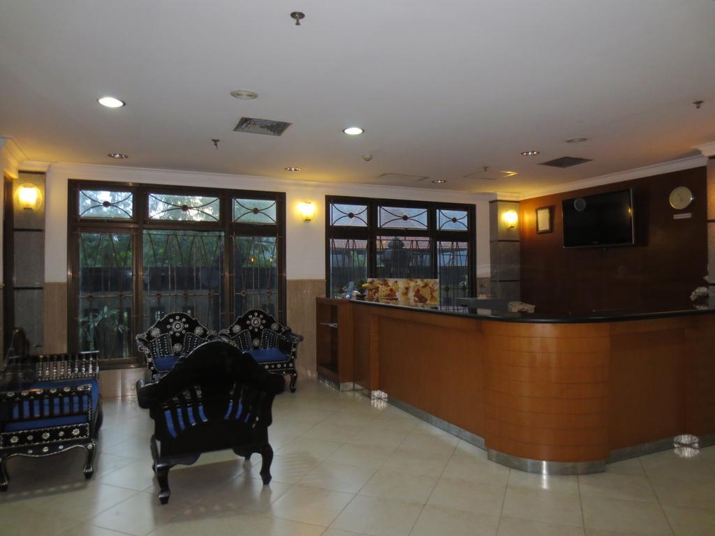 Bali Paradise City Hotel Denpasar  Exterior photo